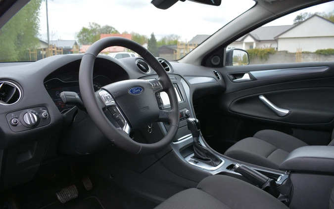 Ford Mondeo cena 27900 przebieg: 246300, rok produkcji 2011 z Dzierzgoń małe 497